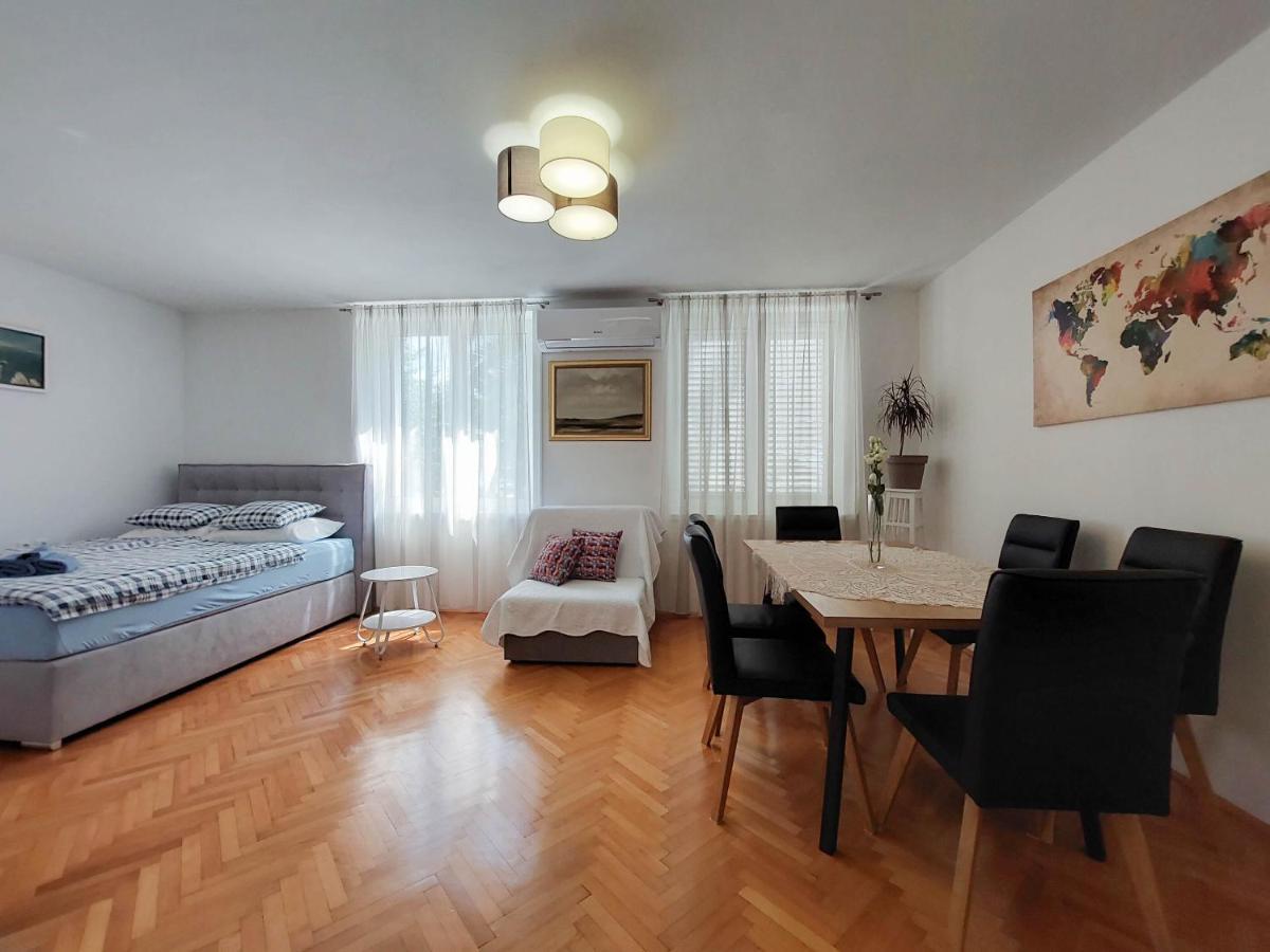 Apartment Andry 2 ツリクヴェニツァ エクステリア 写真