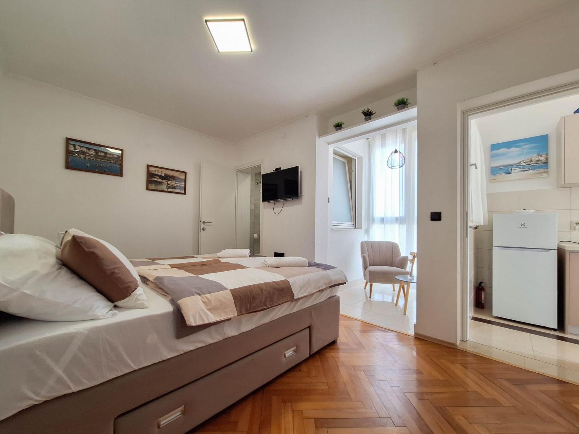 Apartment Andry 2 ツリクヴェニツァ エクステリア 写真